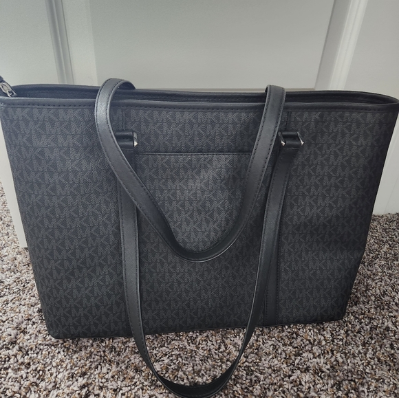 Michael Kors Laptop Tote - Picture 2 of 5